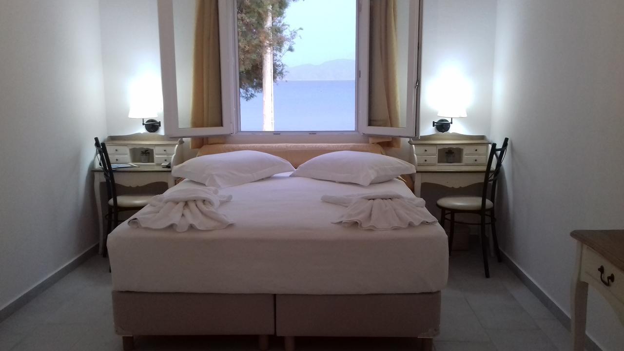 Floras Rooms Pollónia Kültér fotó